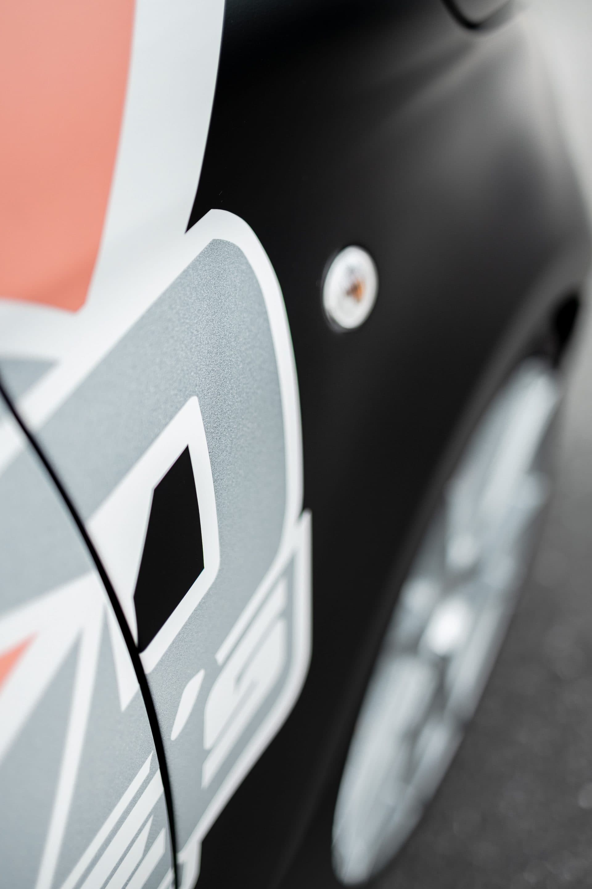 Designfolierung Abarth 595 – Lachs & Leder – Bild 4