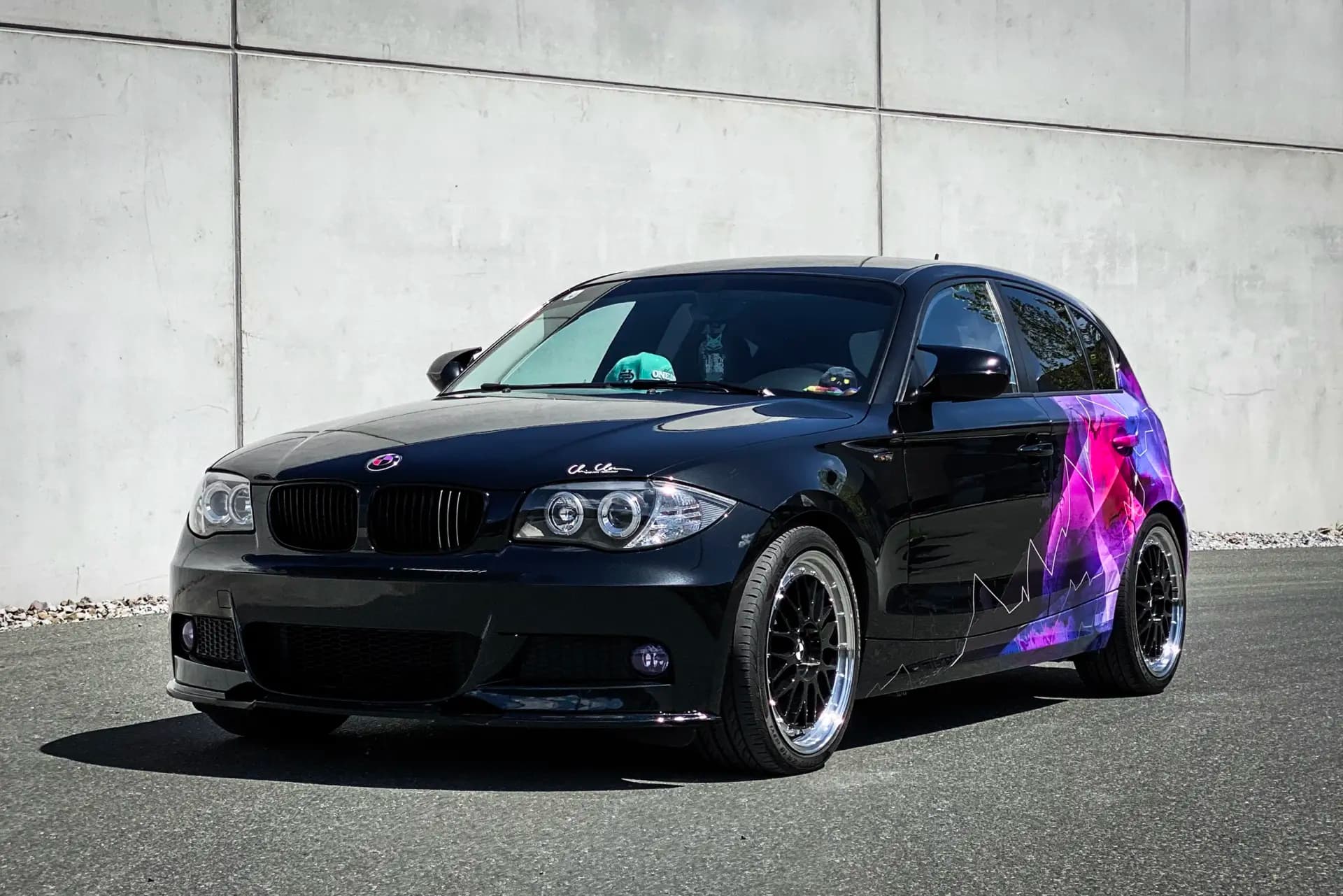Half Pink BMW Wrap – Bild 10