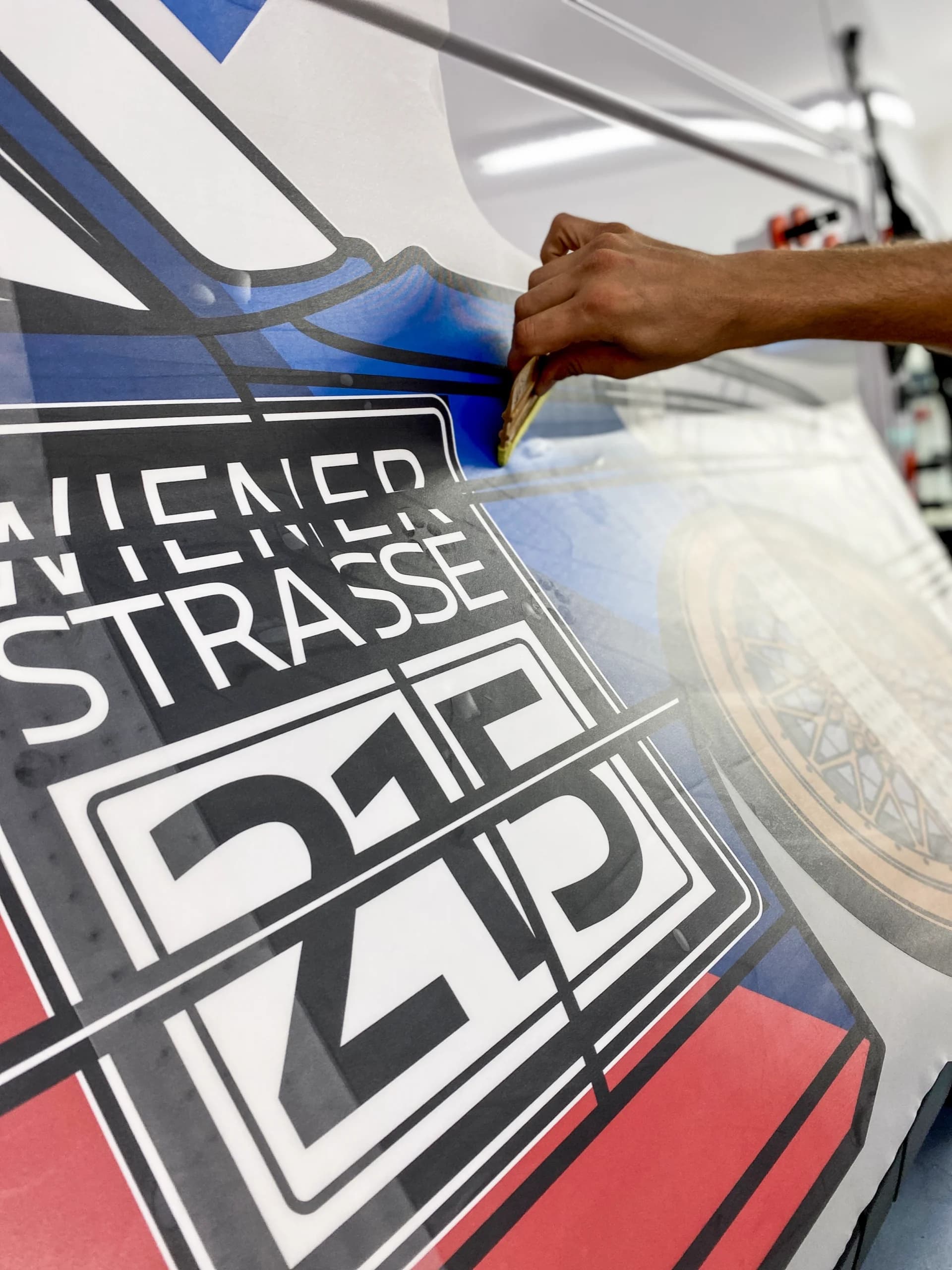 Autohaus Göndle – BMW Motorsport Illustration – Bild 8