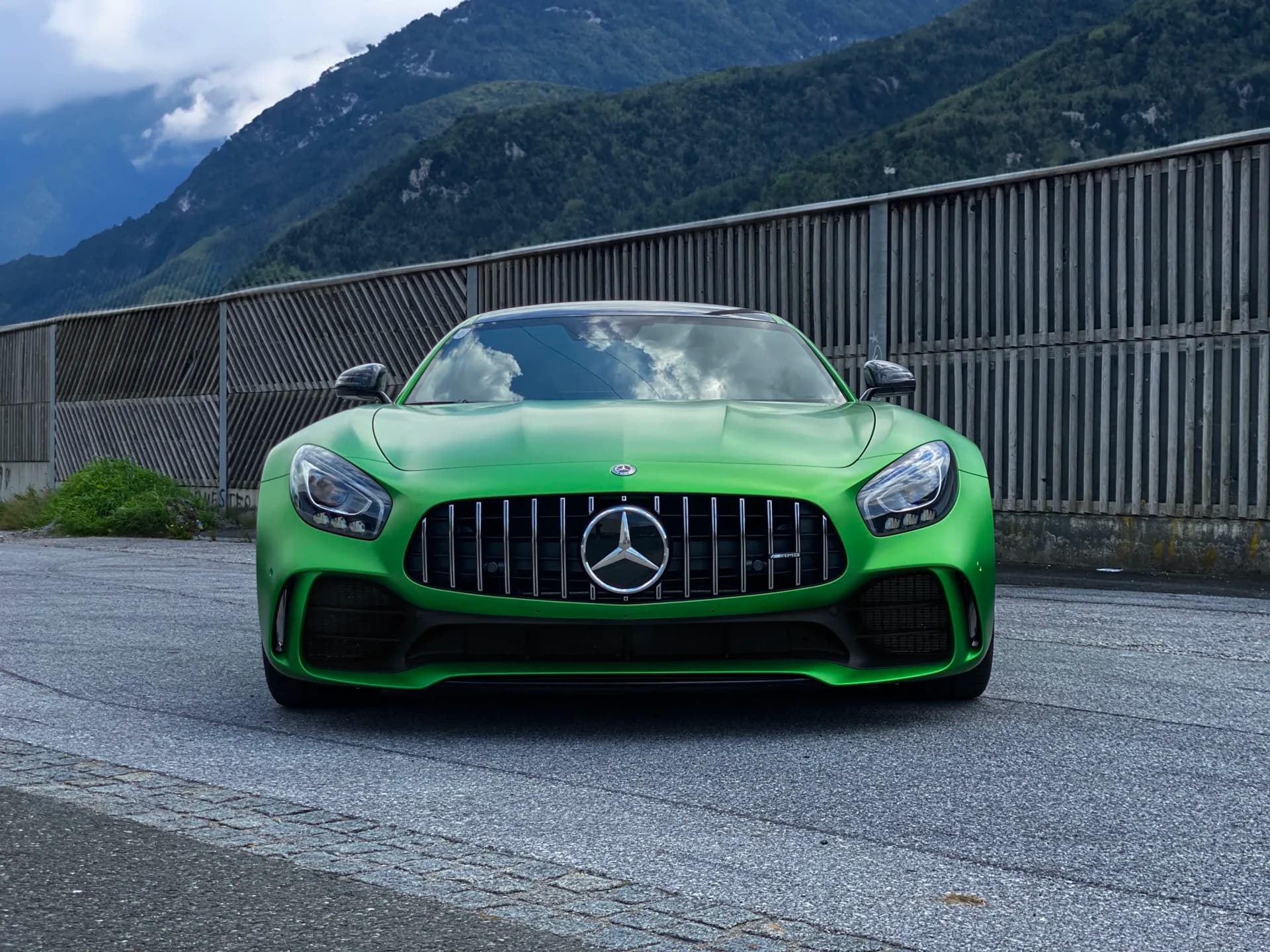 Deluxe Paket – Mercedes AMG GTR – Bild 9