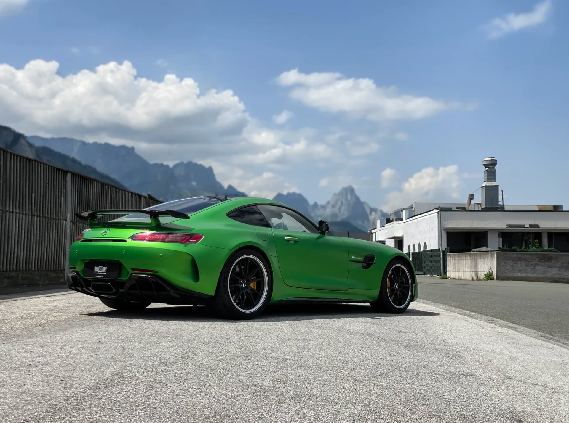 Deluxe Paket – Mercedes AMG GTR – Bild 5