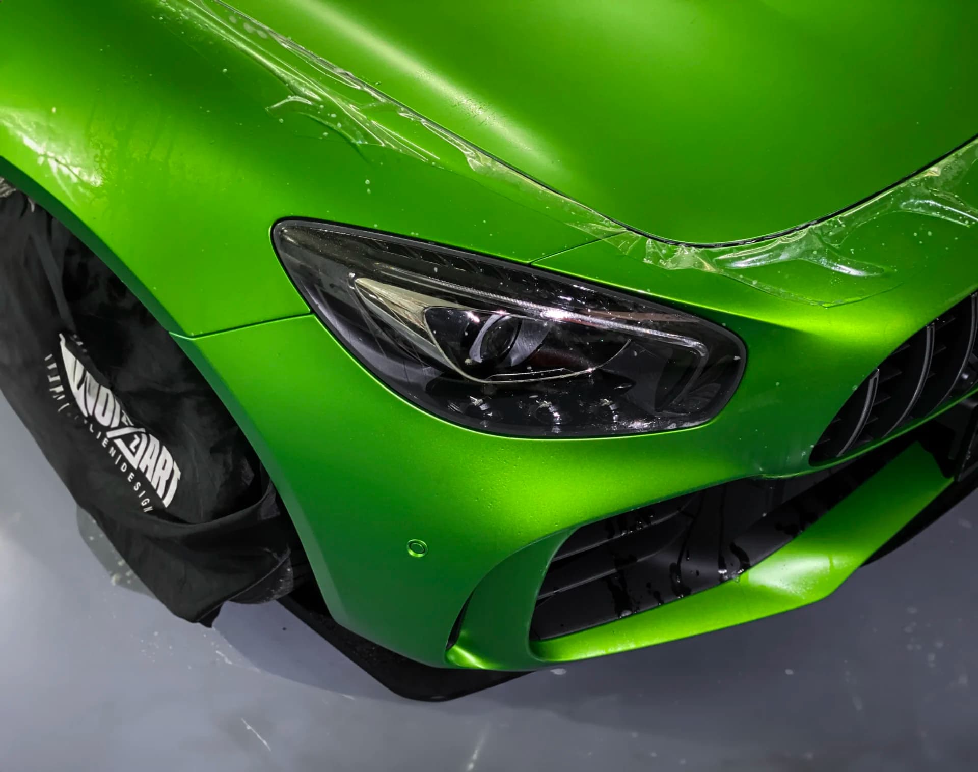 Deluxe Paket – Mercedes AMG GTR – Bild 3