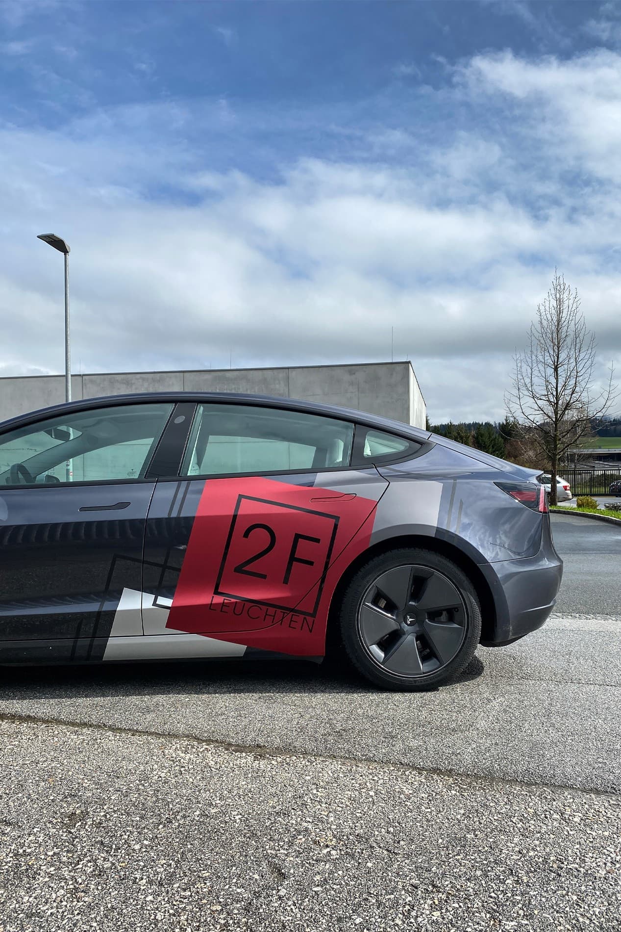 Tesla Flottenfolierung – 2F Leuchten – Bild 6